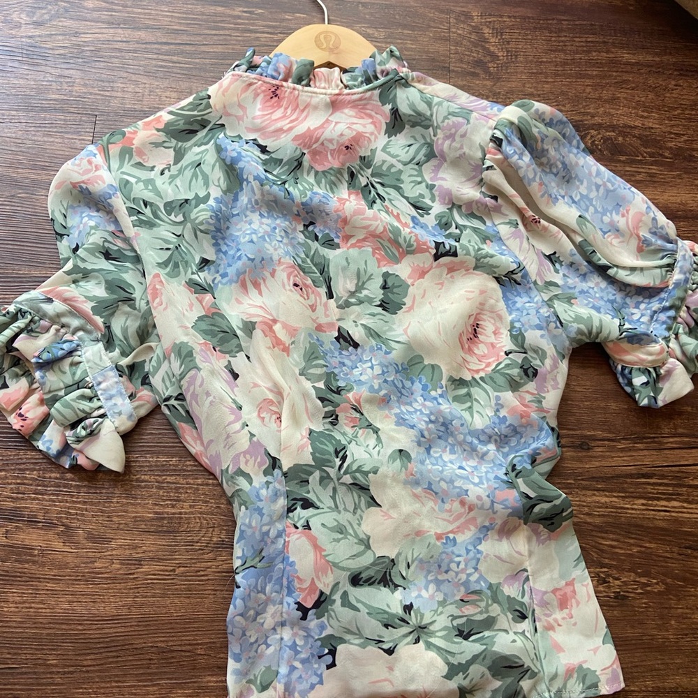 Selkie Pastel Floral Ruffle Button-Front Blouse - Picture 3 of 4